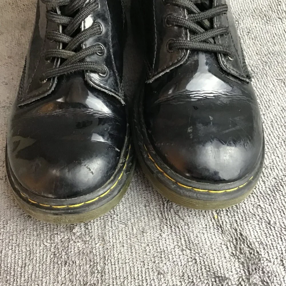 Dr. Marten‎ Junior 1460 Patent Leather Lace Up Boots Sz 1